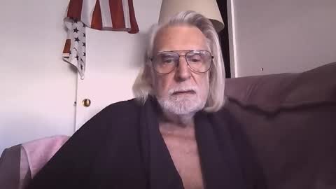 Snapshot of alphauniform chatting on February 2026 01:50:02 PM AlphaUniform online show from February 2026 01:50:02 PM