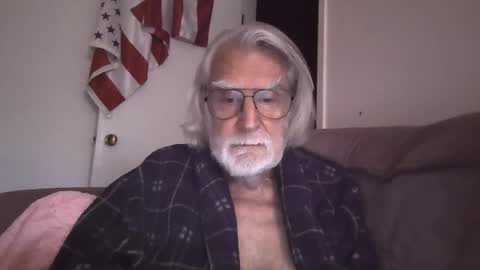 Snapshot of alphauniform chatting on May 2026 12:23:02 PM AlphaUniform online show from May 2026 12:23:02 PM