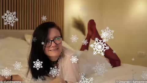 Lucid Dreaming online show from November 2025 03:45:01 PM