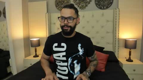 Snapshot of alukardbig chatting on October 2025 09:26:02 PM alukardbig online show from October 2025 09:26:02 PM