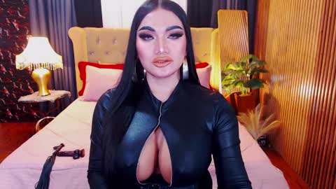 Alura Jhenson online show from April 2026 01:41:01 PM