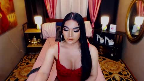 Alura Jhenson online show from May 2026 05:41:02 PM