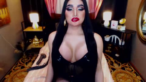 Alura Jhenson online show from May 2026 07:55:02 PM