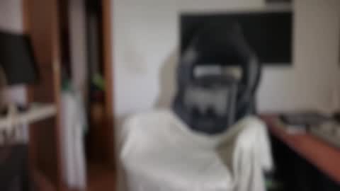 Snapshot of alvarooo1111 chatting on December 2025 12:40:01 AM Balearicsex11 online show from December 2025 12:40:01 AM