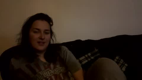 Snapshot of alvie_bones chatting on January 2025 11:13:01 PM Alvie online show from January 2025 11:13:01 PM