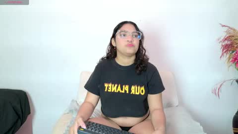 aly_n_sebas online show from April 2026 03:40:02 AM
