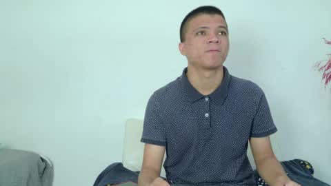 aly_n_sebas online show from April 2026 01:53:01 AM