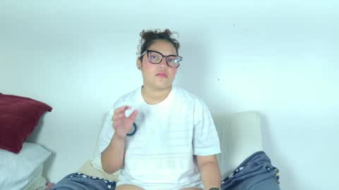 aly_n_sebas online show from May 2026 10:59:01 PM