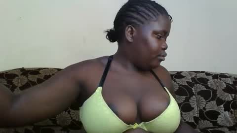 Snapshot of alyabeiby chatting on December 2025 06:33:02 AM alyabeiby online show from December 2025 06:33:02 AM