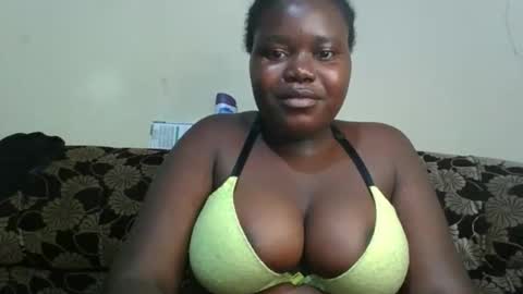 Snapshot of alyabeiby chatting on December 2025 04:18:02 AM alyabeiby online show from December 2025 04:18:02 AM