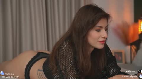 Alyona online show from November 2025 08:32:01 PM