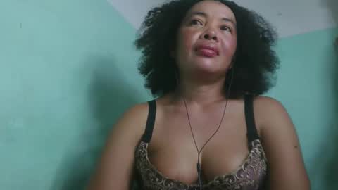 alypierette online show from May 2026 05:54:01 PM