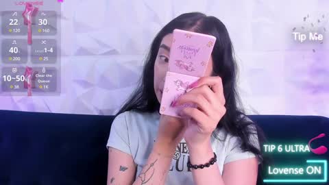 Snapshot of alys_molly chatting on January 2025 11:10:02 AM sopie online show from January 2025 11:10:02 AM