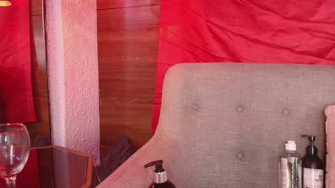 Snapshot of alys_molly chatting on February 2025 02:12:02 PM sopie online show from February 2025 02:12:02 PM