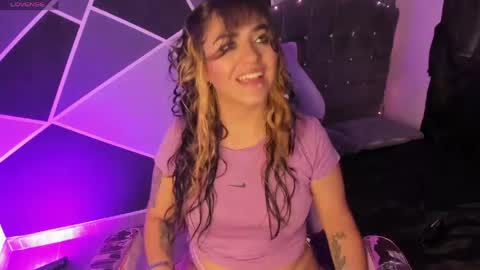 Snapshot of alysa_magic chatting on April 2026 06:25:02 PM alysa magic online show from April 2026 06:25:02 PM