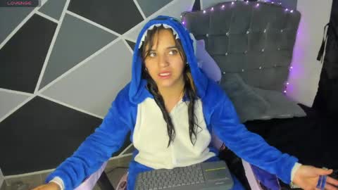 Snapshot of alysa_magic chatting on April 2026 05:47:01 PM alysa magic online show from April 2026 05:47:01 PM