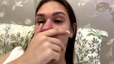 Snapshot of alysastuddiford chatting on July 2026 09:07:02 AM Alisa online show from July 2026 09:07:02 AM