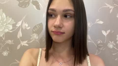 Snapshot of alysastuddiford chatting on July 2026 03:54:02 PM Alisa online show from July 2026 03:54:02 PM