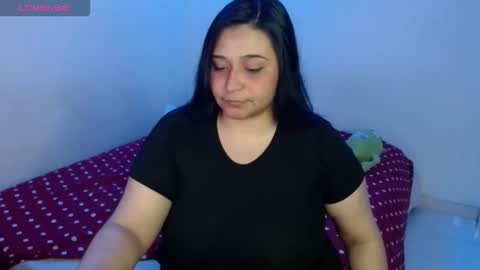 Snapshot of alyson_27 chatting on February 2026 07:03:02 AM Alyson online show from February 2026 07:03:02 AM