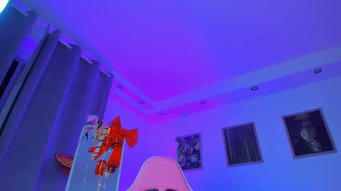 Snapshot of alyssa_smitt chatting on January 2025 10:31:01 AM alyssa_smitt online show from January 2025 10:31:01 AM