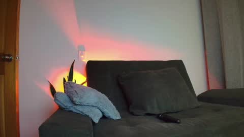 alyssia wolds online show from June 2026 02:03:01 AM