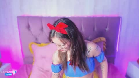 Alyy online show from February 2026 08:07:01 PM