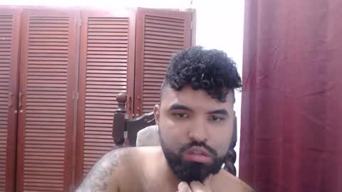 Snapshot of alz_hunter chatting on November 2025 05:07:01 AM alz_hunter online show from November 2025 05:07:01 AM