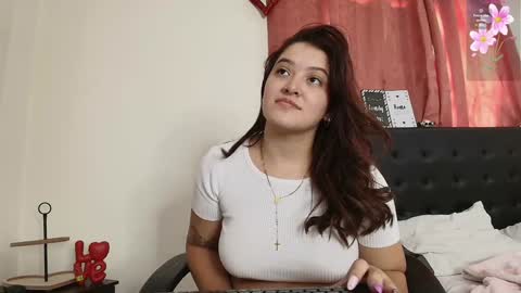 Isabella online show from February 2025 07:44:02 PM