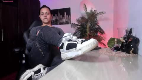 anny online show from May 2026 02:18:02 AM