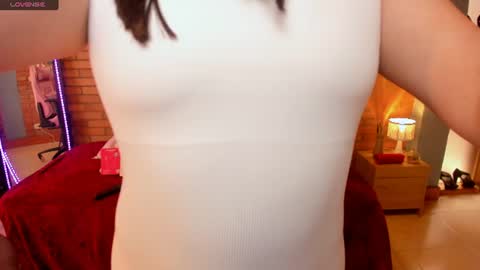 Hi Im AmaiaHelp me reach 100 likes online show from June 2026 07:04:02 PM
