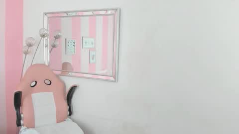 Snapshot of amaia_monroe chatting on January 2026 09:24:01 AM amaia_monroe online show from January 2026 09:24:01 AM