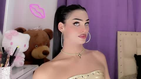 amal_baddel_ online show from May 2026 11:12:03 PM