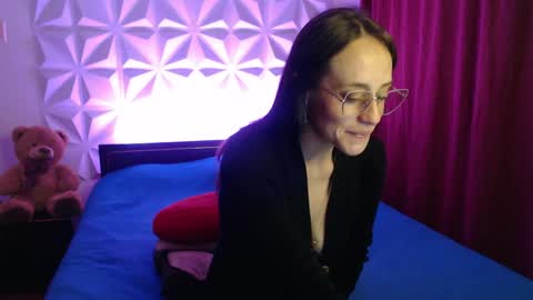 Snapshot of amalett chatting on May 2026 04:09:02 AM Amalett online show from May 2026 04:09:02 AM