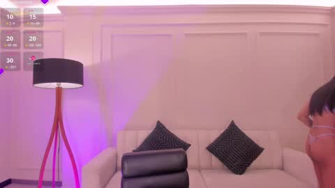 Amalia cruss online show from September 2025 08:22:02 PM