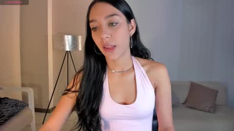 Amalia cruss online show from November 2025 05:50:02 PM