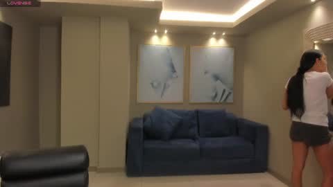 Amalia cruss online show from July 2026 05:27:01 PM