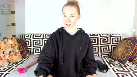 Amalia online show from April 2026 08:45:01 AM