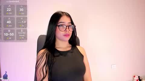 Snapshot of amaliaandrade chatting on March 2026 06:06:01 AM Amalia real MIA online show from March 2026 06:06:01 AM