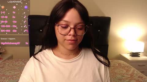 Snapshot of amand1_sweet chatting on February 2025 07:10:01 PM online show from February 2025 07:10:01 PM