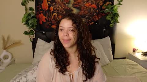 Snapshot of amand1_sweet chatting on October 2025 01:42:01 PM online show from October 2025 01:42:01 PM