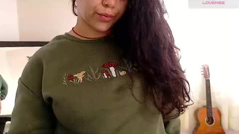 Snapshot of amand1_sweet chatting on July 2026 03:51:01 PM online show from July 2026 03:51:01 PM