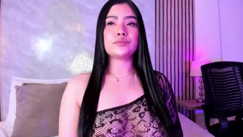 Luisa online show from May 2026 10:05:02 PM