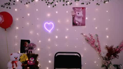 Snapshot of amanda_bright_ chatting on April 2026 11:15:01 AM amanda_bright_ online show from April 2026 11:15:01 AM