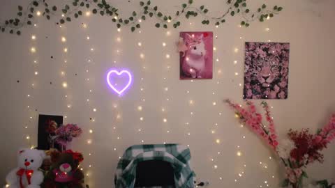 amanda_bright_ online show from May 2026 09:06:02 AM