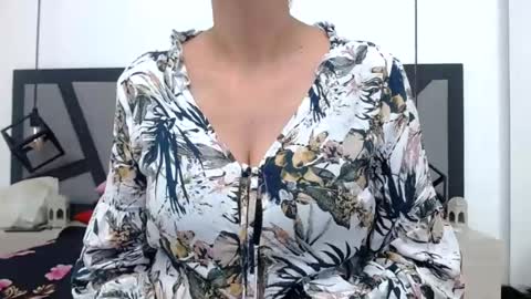 amanda_ramirez online show from July 2026 11:04:02 PM