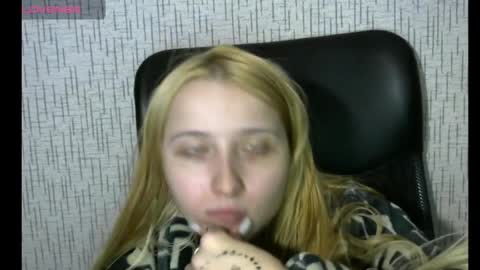 Snapshot of amanda_sherr chatting on December 2024 02:42:01 AM Amanda online show from December 2024 02:42:01 AM