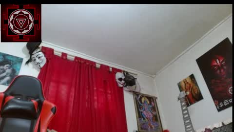 Amanda Valeska online show from May 2026 06:47:02 PM