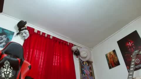 Amanda Valeska online show from July 2026 05:04:01 PM