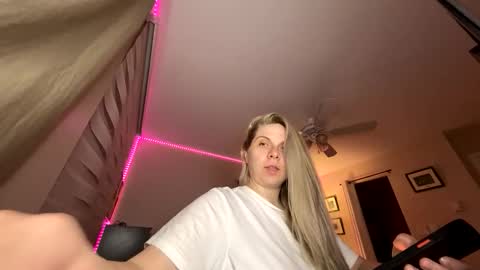 Amanda online show from May 2026 06:07:01 AM