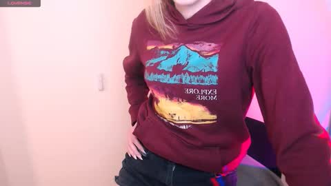 Amanda online show from March 2026 07:37:02 AM